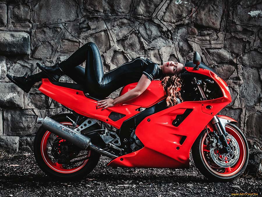 Beautiful girl Beautiful girls and motorcycles in Mira Bhayandar