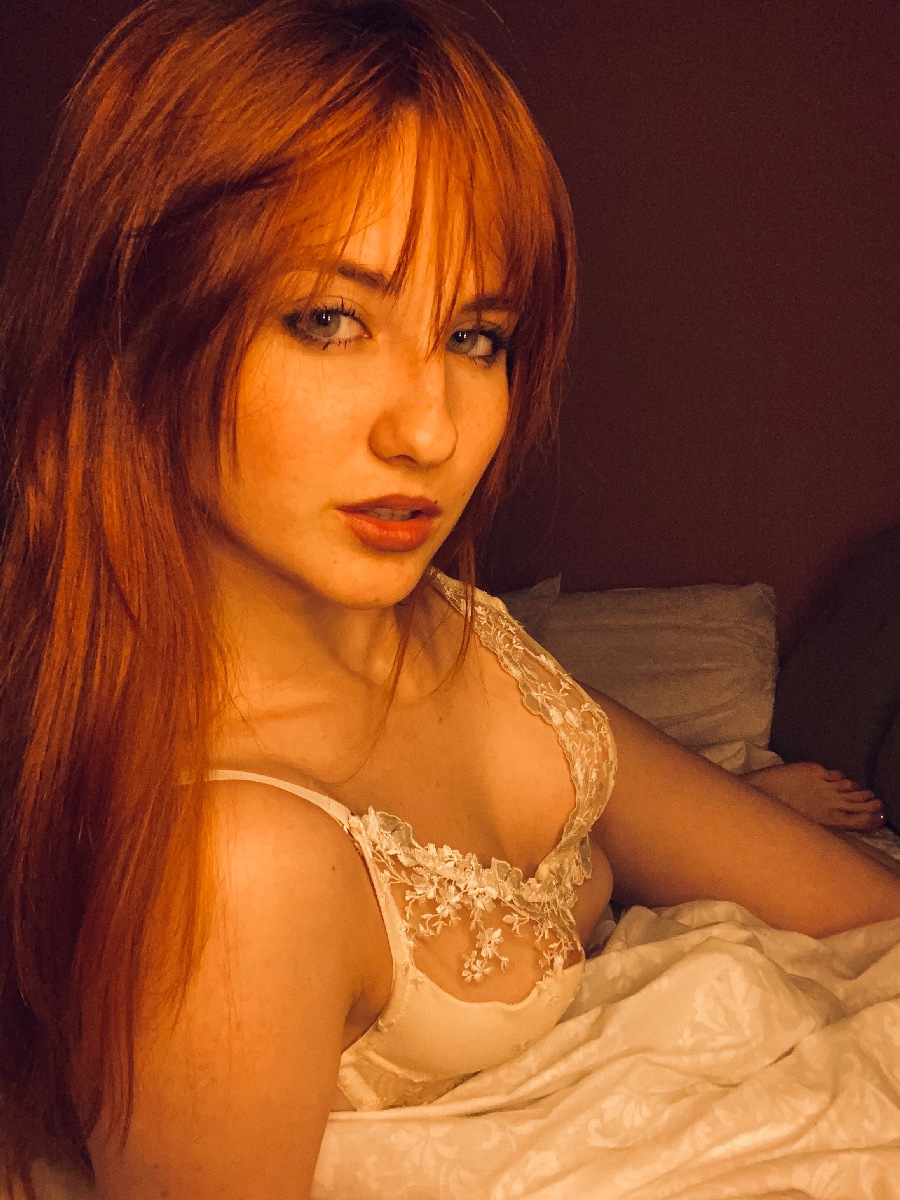 A playful frame from Nata — online in Mira Bhayandar