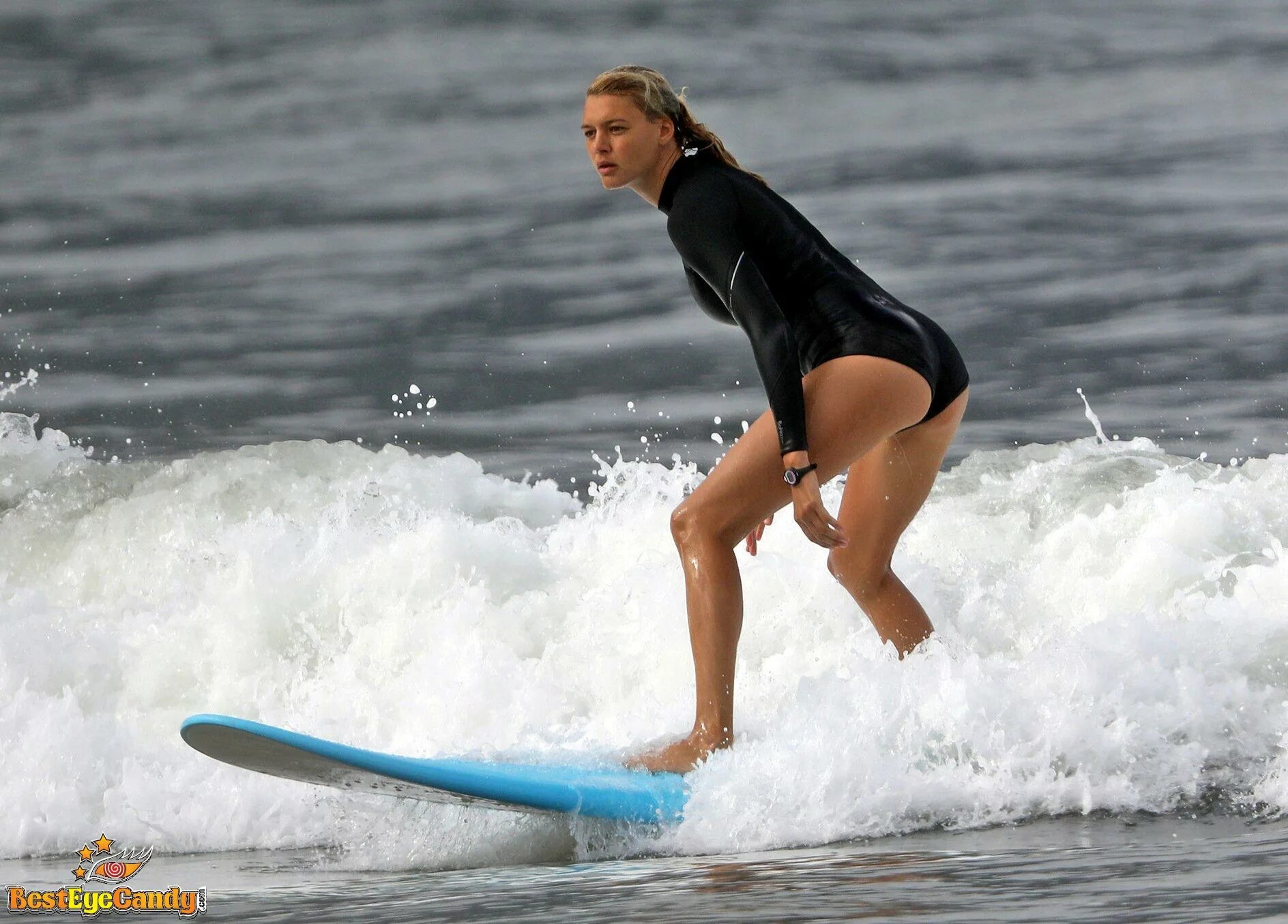 Kelly Rohrbach underwear in Mira Bhayandar