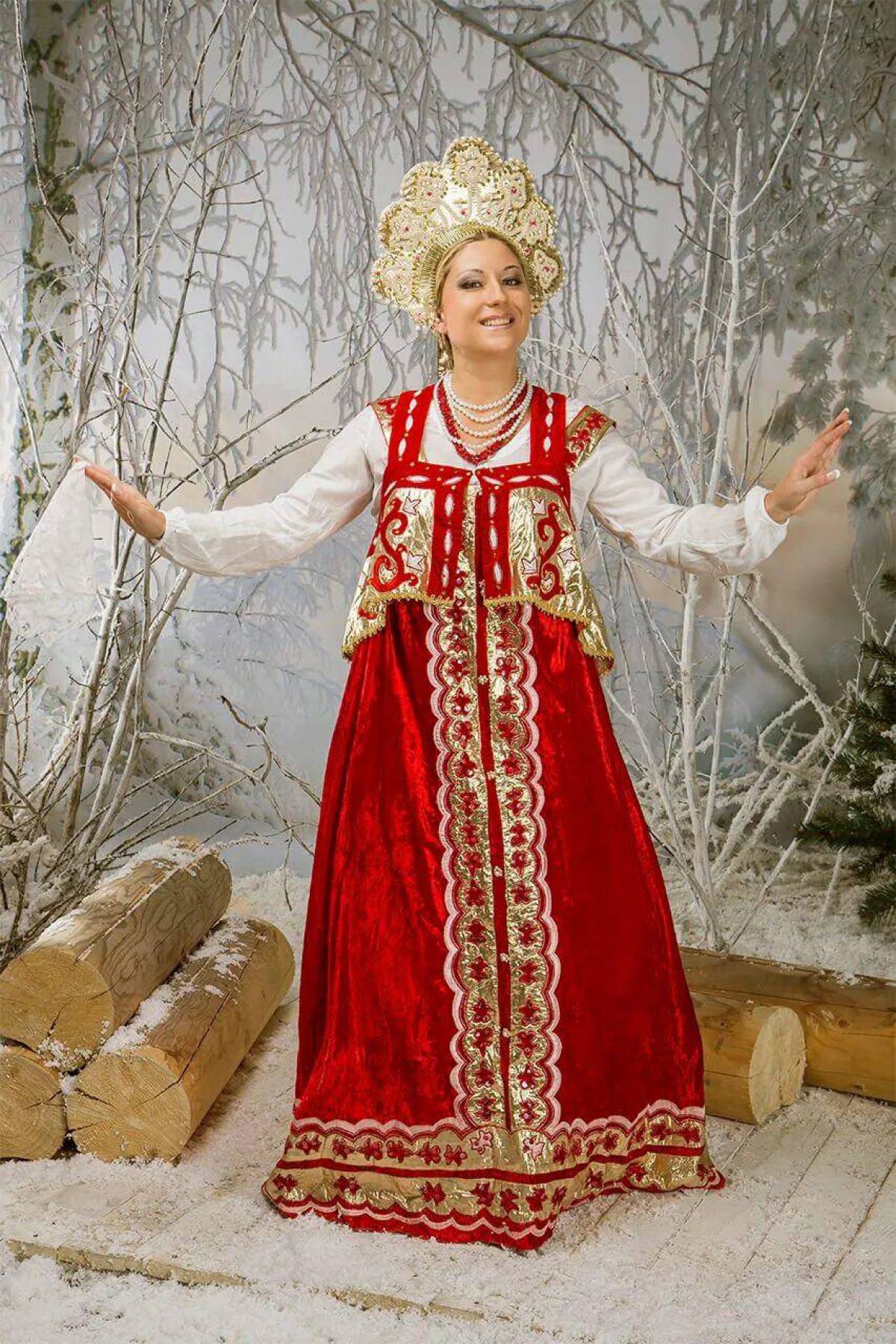 Girls in Slavic costumes in Mira Bhayandar